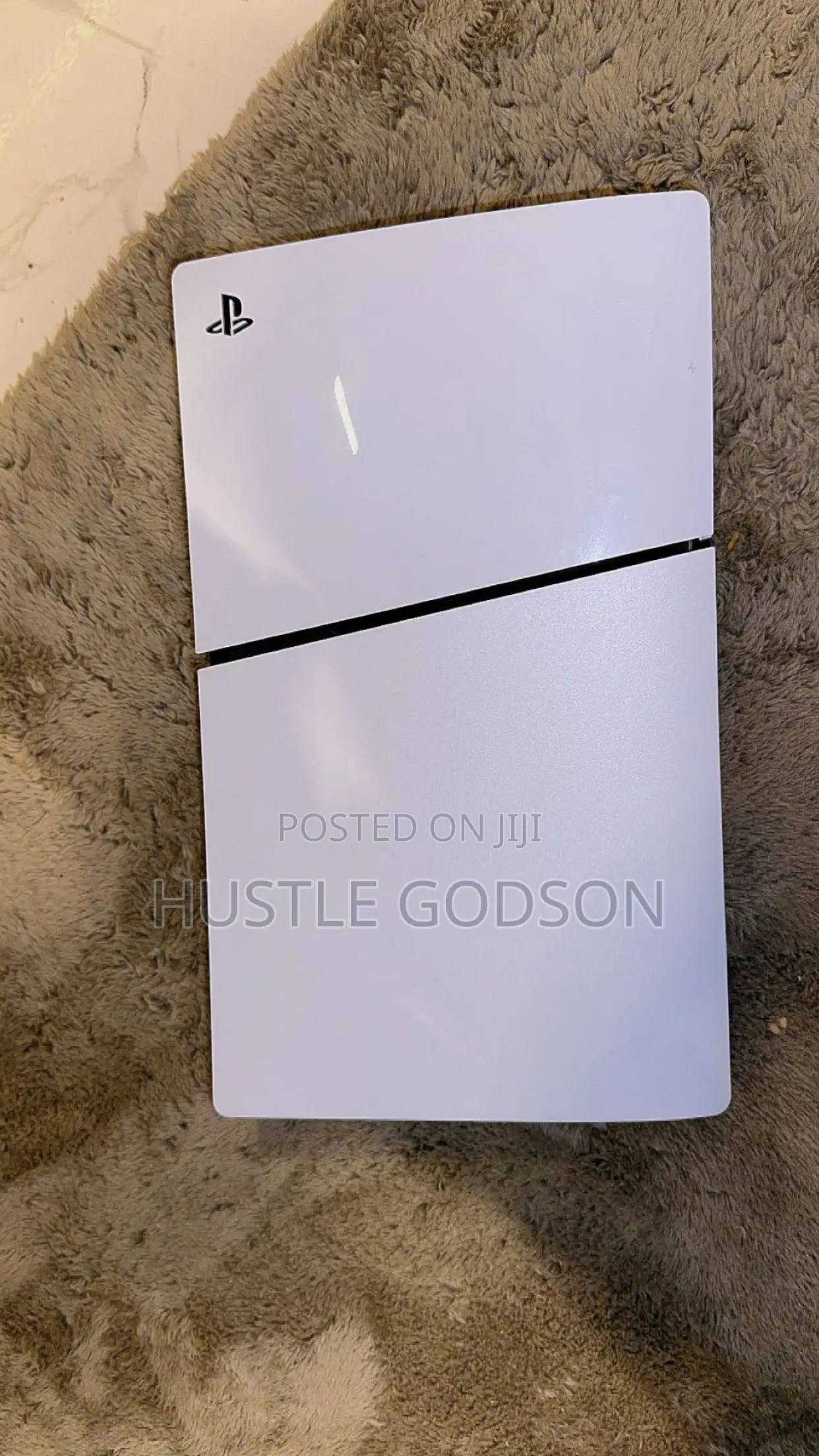 PS5-Slim UK Used 1tb. 2 Controllers