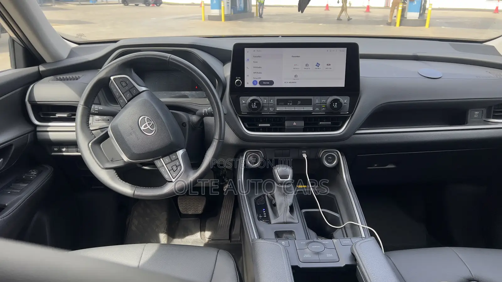 Toyota Grand Highlander XLE AWD 2024 Silver