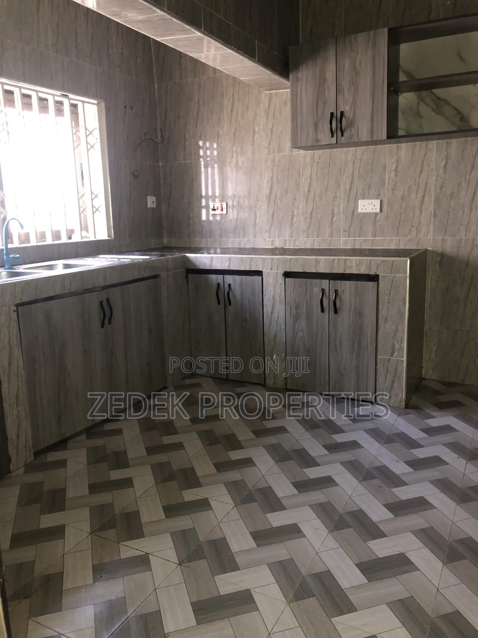 2bdrm Apartment in Kwabenya Acp Road, Ashomang Estate for rent