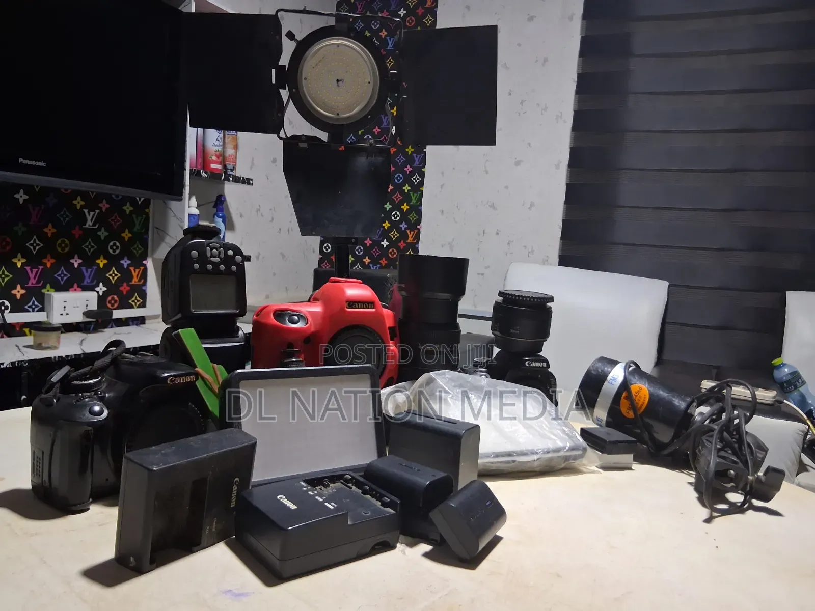 Affordable 5D Mark iV and 4000d or T3i Full Package Production Evrytn