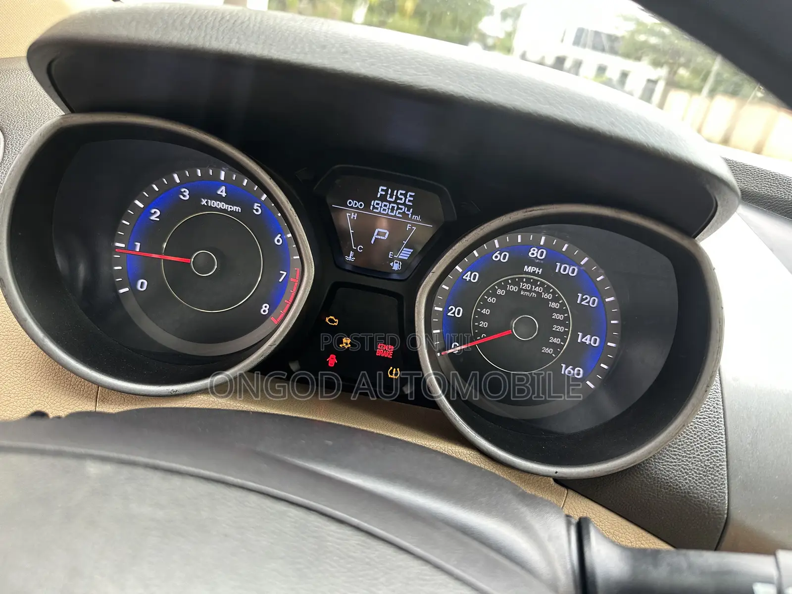 Hyundai Elantra GLS Automatic 2012 Red