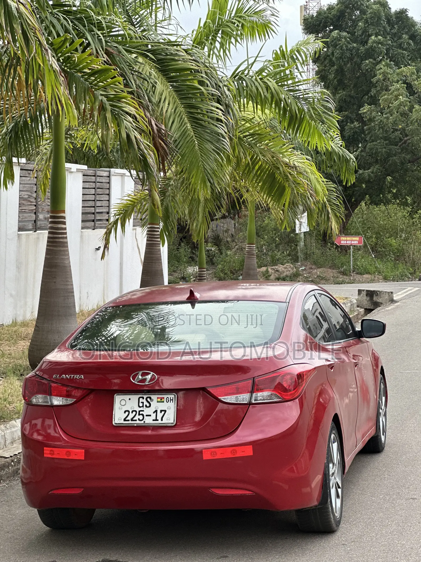 Hyundai Elantra GLS Automatic 2012 Red