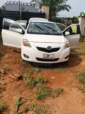 Toyota Belta 2010 White