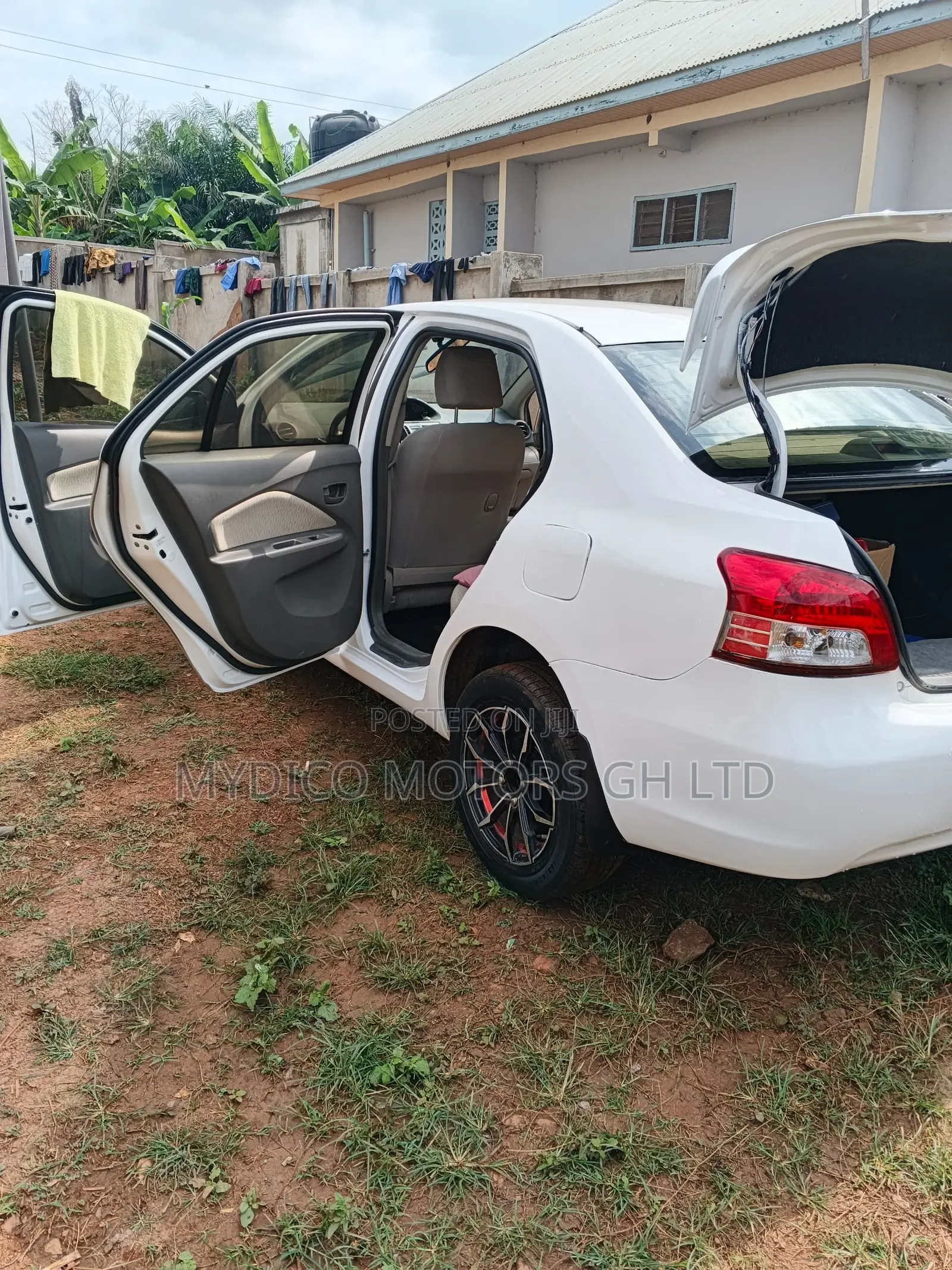 Toyota Belta 2010 White