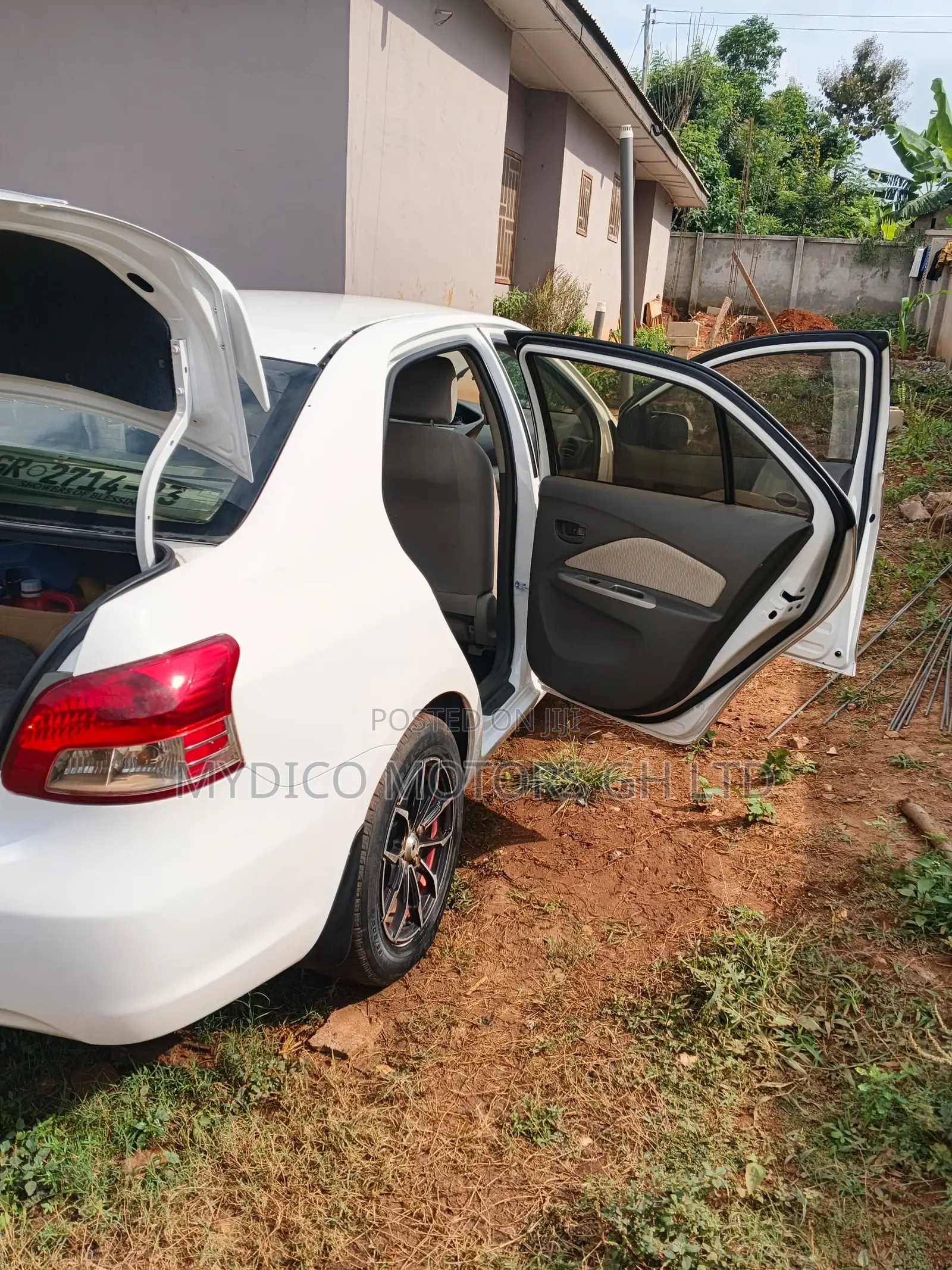Toyota Belta 2010 White