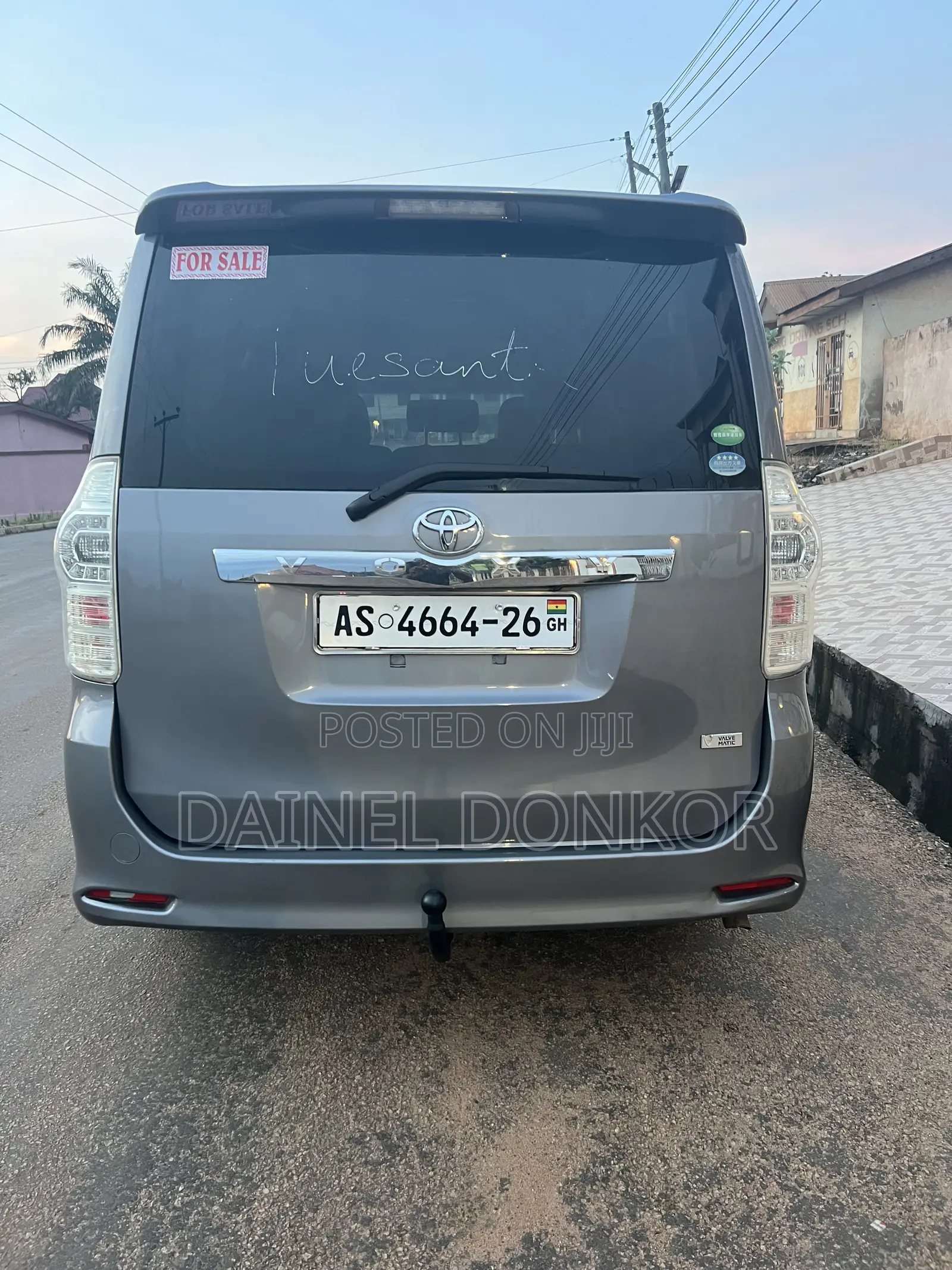 Toyota Voxy 2013 Gray