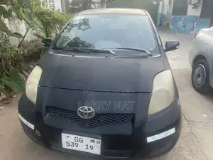 Toyota Vitz 1.0 FWD 3dr 2010 Black