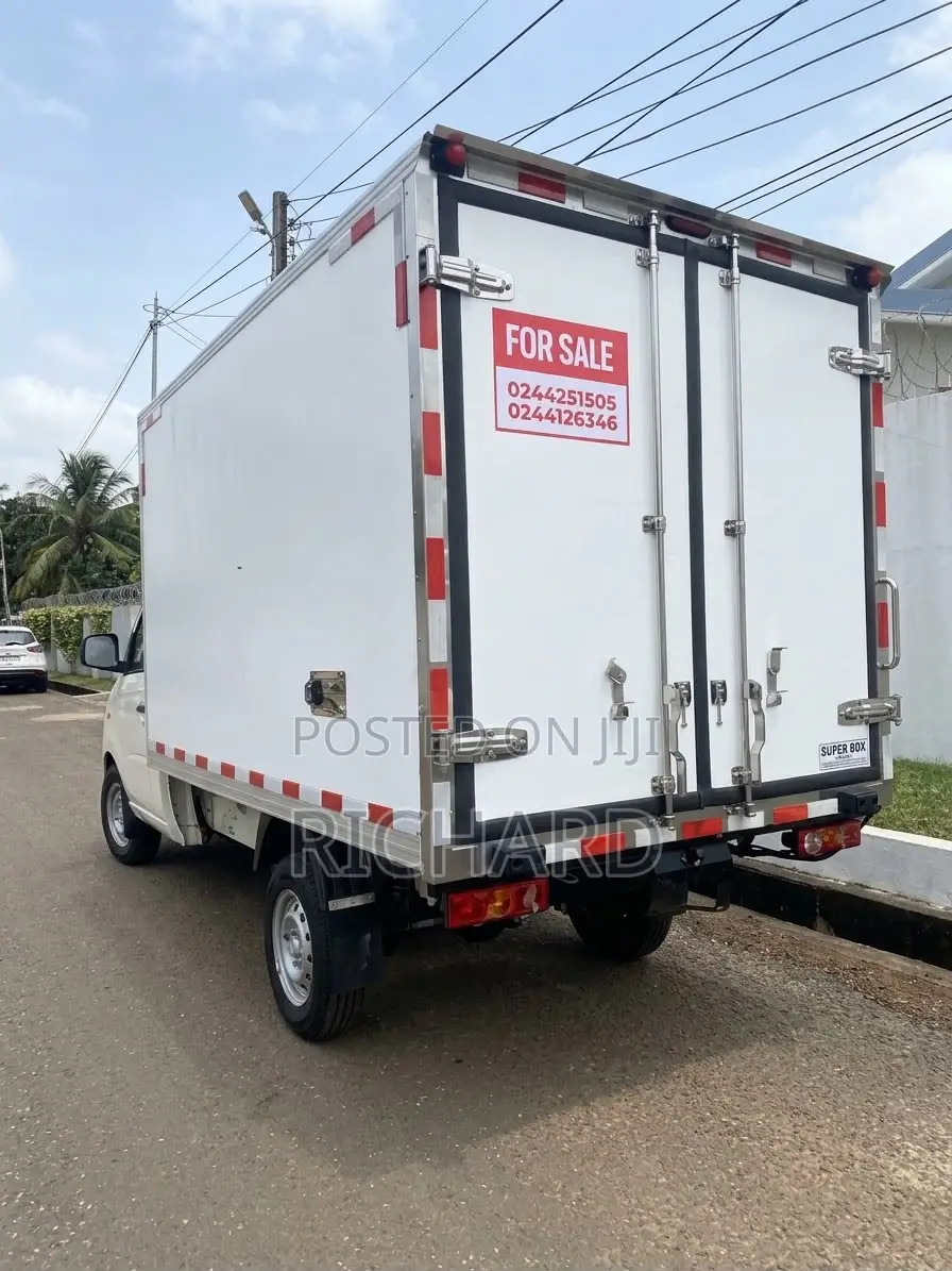 New Foton Mini Freezer Van