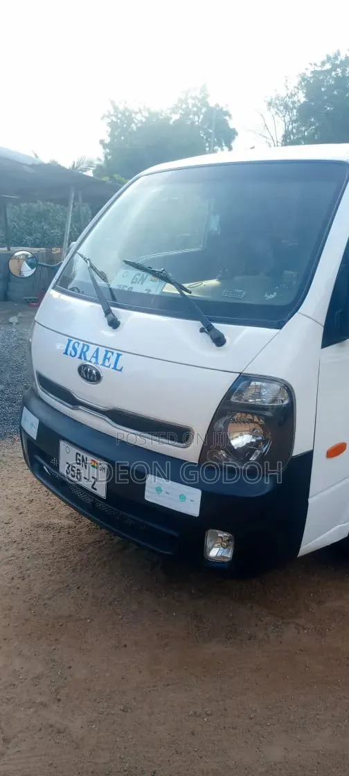 Kia Bongo 2009 White
