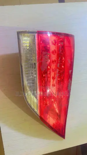 2011-2017 Toyota Sienna Taillight Driver Side