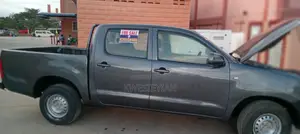 Toyota Hilux 2.5 D-4D SRX 4WD 2008 Gray