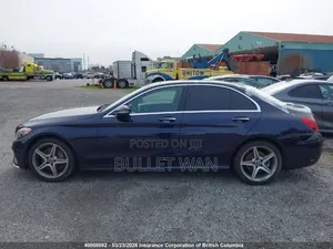 Mercedes-Benz C300 2017 Blue