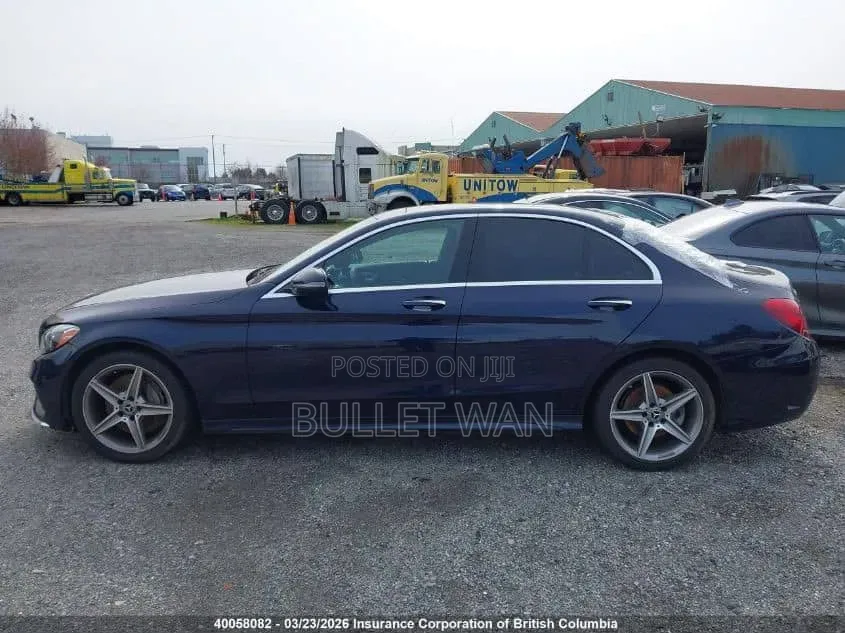 Mercedes-Benz C300 2017 Blue