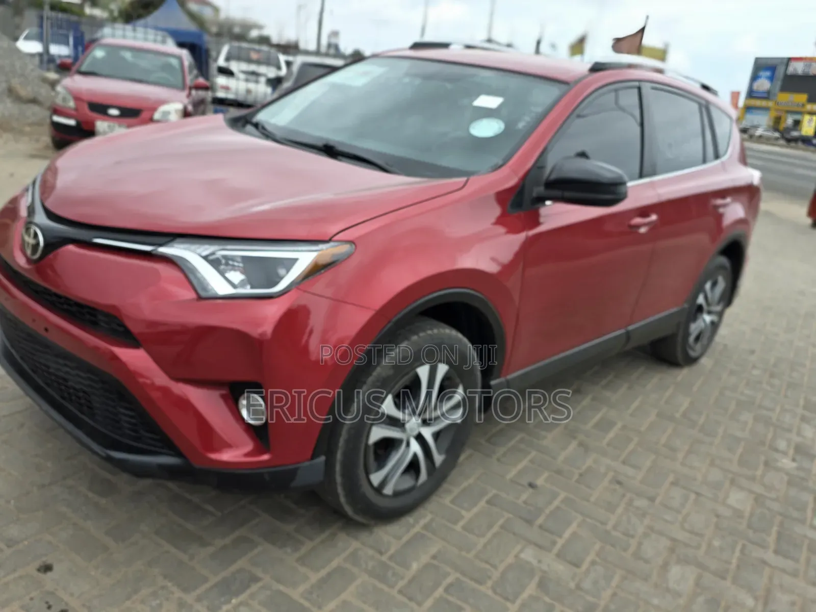 Toyota RAV4 LE AWD (2.5L 4cyl 6A) 2017 Red