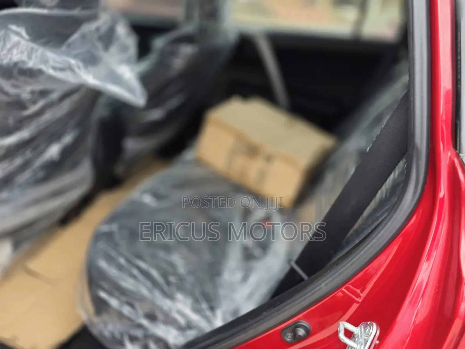 Toyota RAV4 LE AWD (2.5L 4cyl 6A) 2017 Red