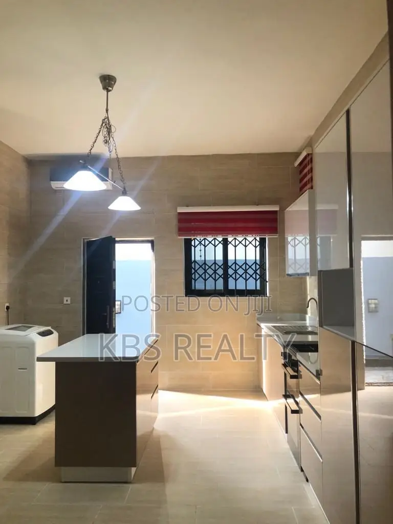 3bdrm Duplex in East Legon, Accra Metropolitan for rent