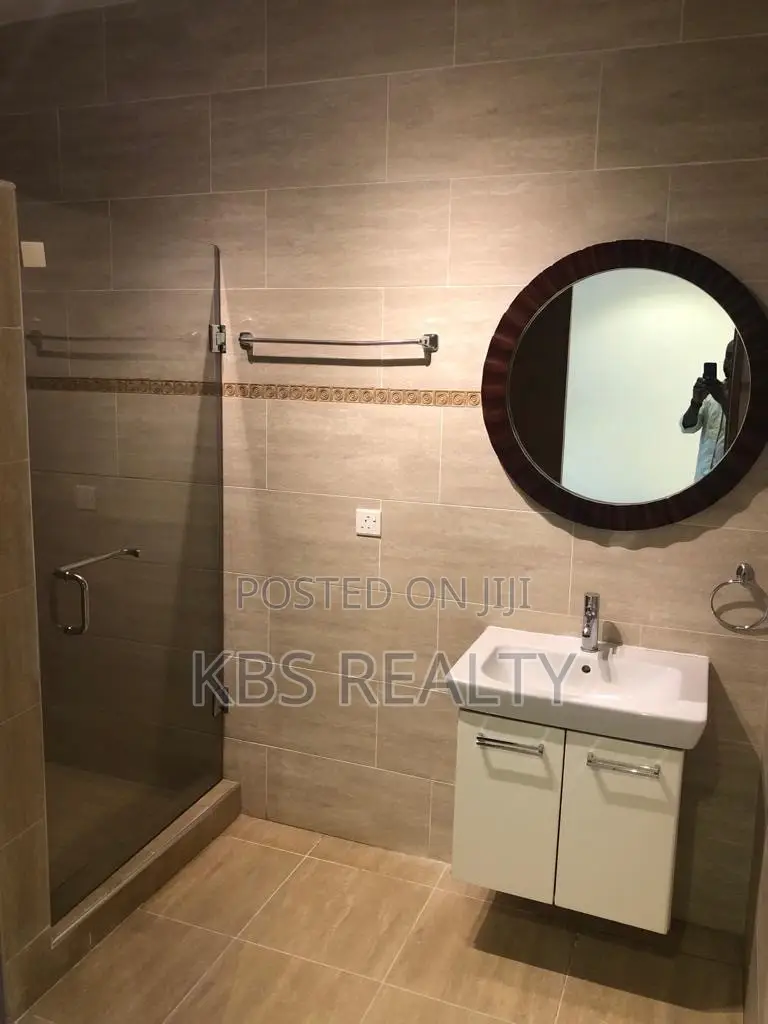 3bdrm Duplex in East Legon, Accra Metropolitan for rent