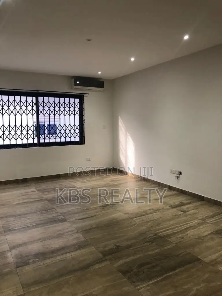 3bdrm Duplex in East Legon, Accra Metropolitan for rent