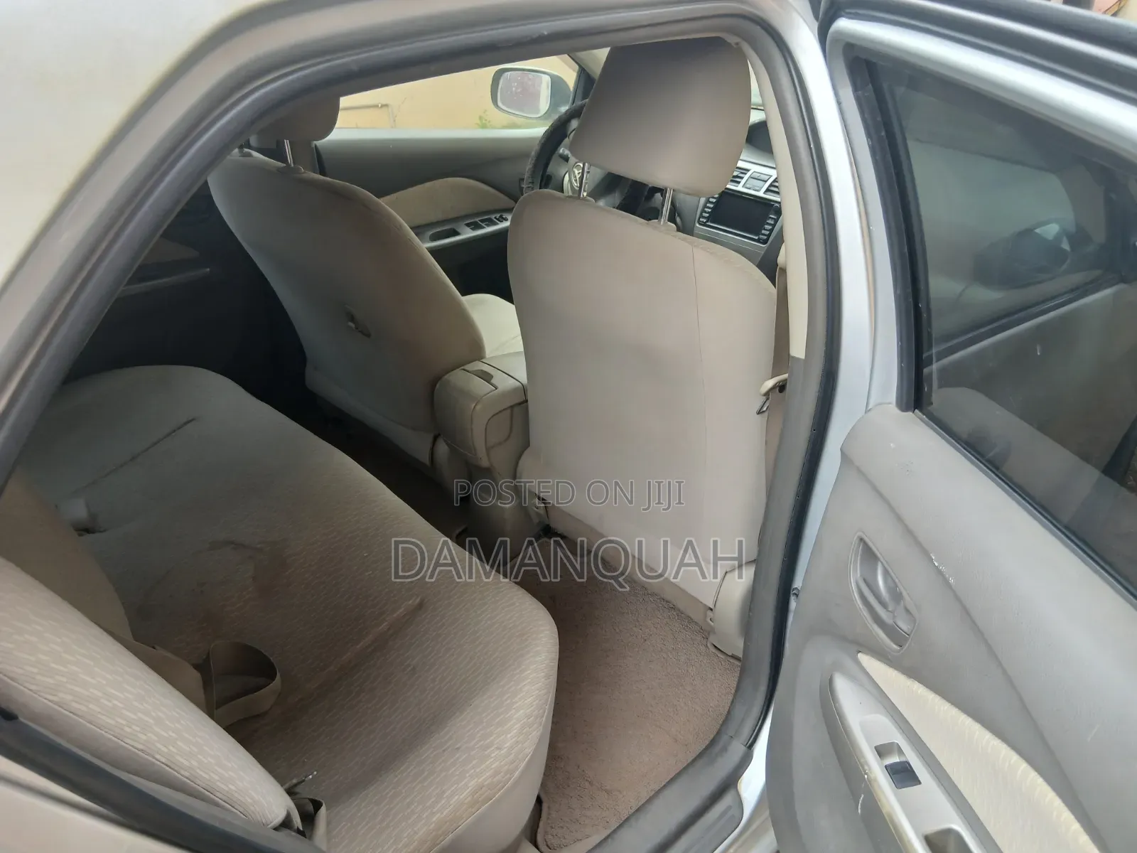 Toyota Belta 2009 Silver
