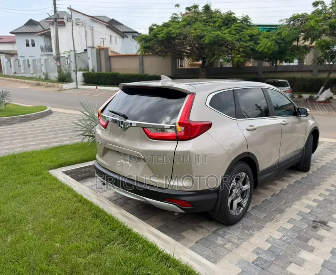Honda CR-V Touring AWD 2018 Brown