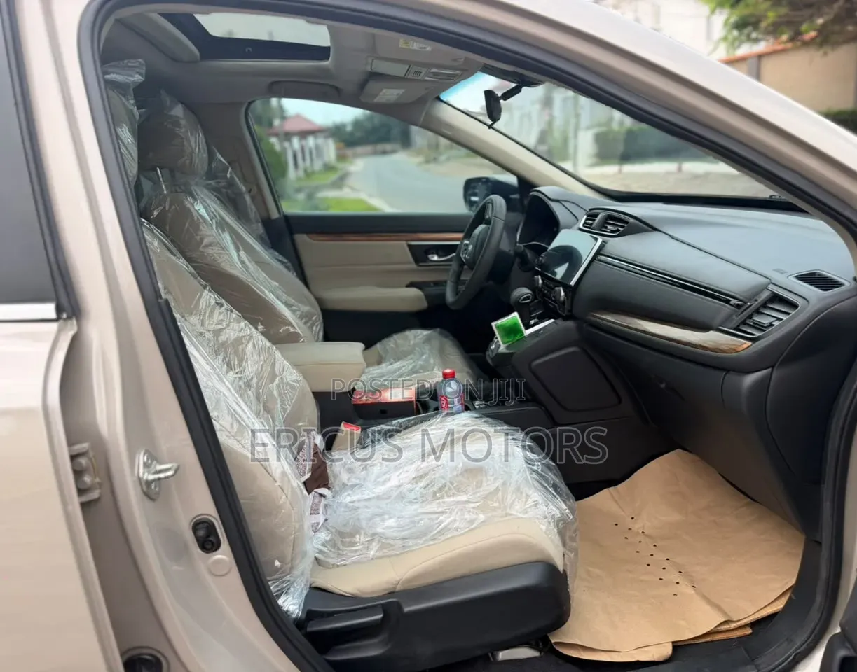 Honda CR-V Touring AWD 2018 Brown
