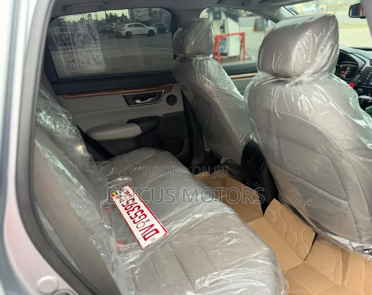 Honda CR-V Touring AWD 2019 Gray