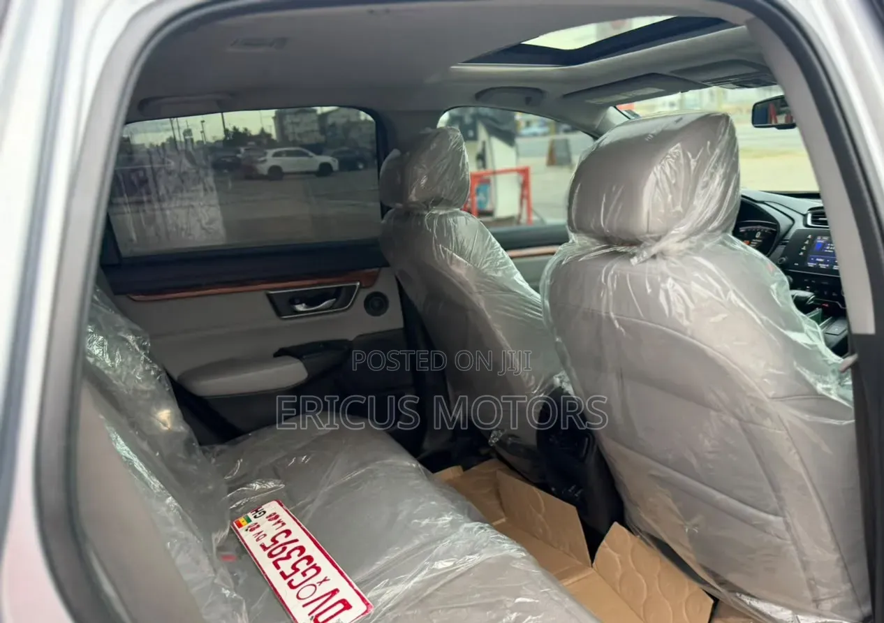 Honda CR-V Touring AWD 2019 Gray
