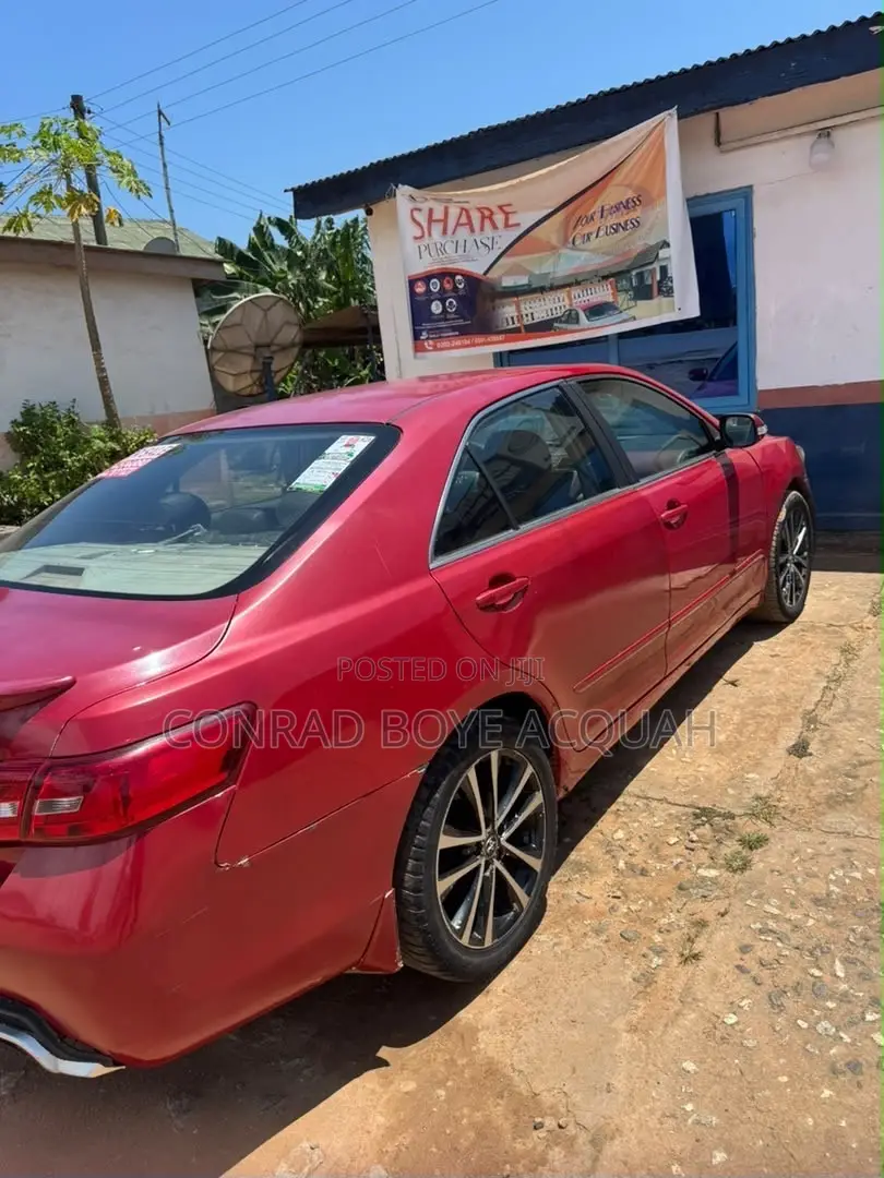 Toyota Camry Base 4dr Sedan (2.5L 4cyl 6M) 2010 Red