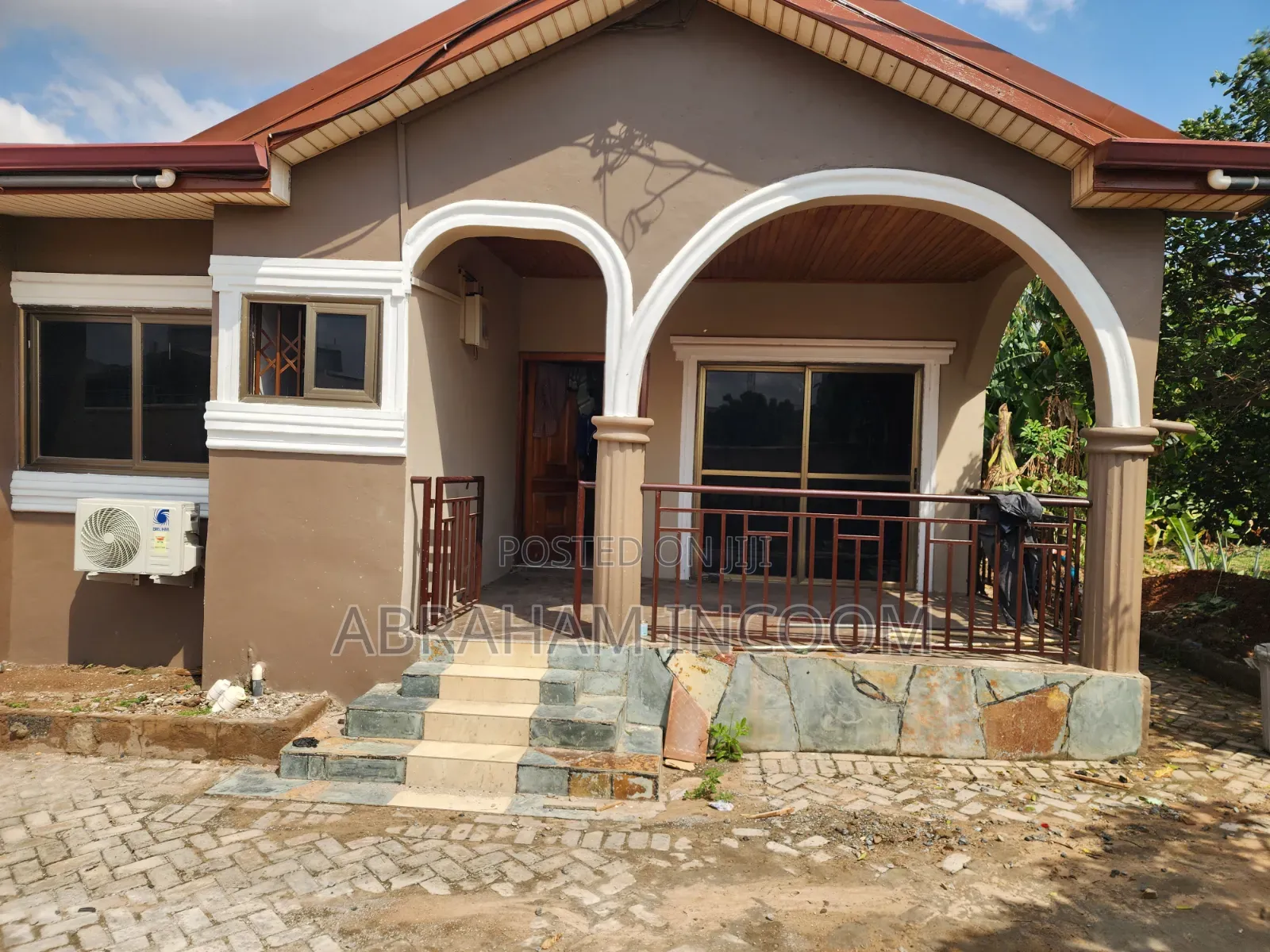 4bdrm Apartment in East Legon for rent