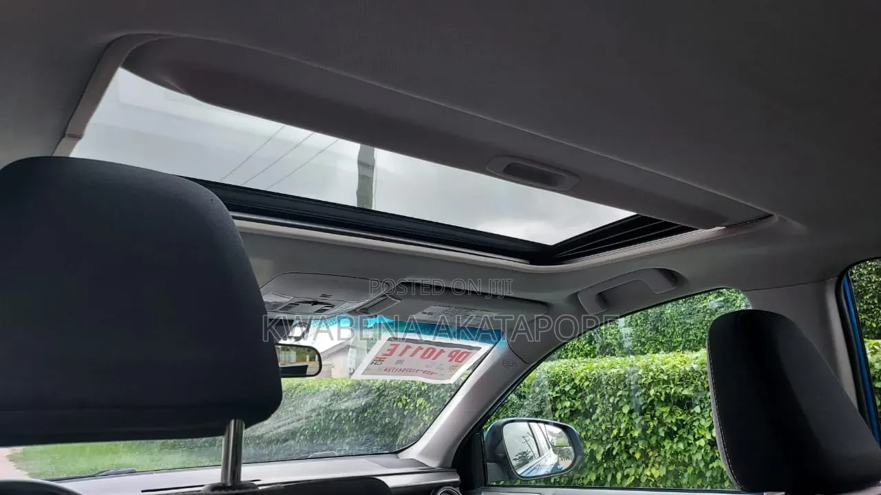 Toyota RAV4 2018 Blue