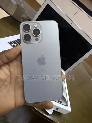 Apple iPhone 15 Pro Max 256 GB Silver