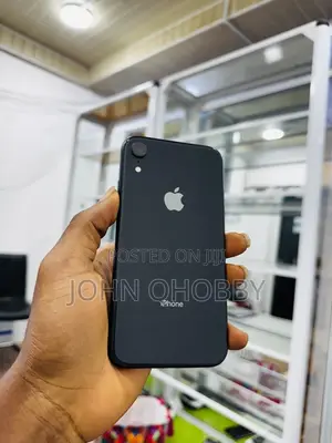 Apple iPhone XR 64 GB Black
