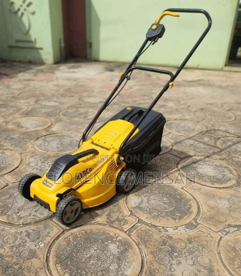 Lawn Mower With Grass Catcher Box