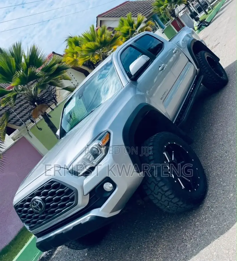 Toyota Tacoma 2023 Green