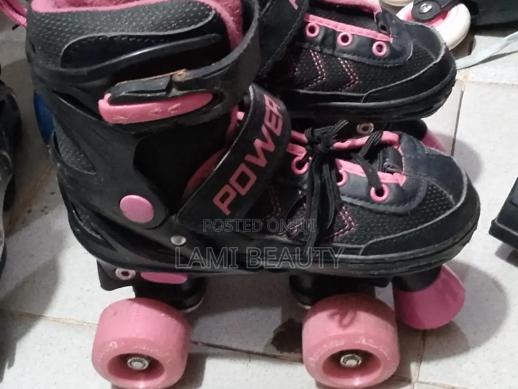 4 Tire Roller Skates Shoe