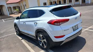 Hyundai Tucson 2017 White