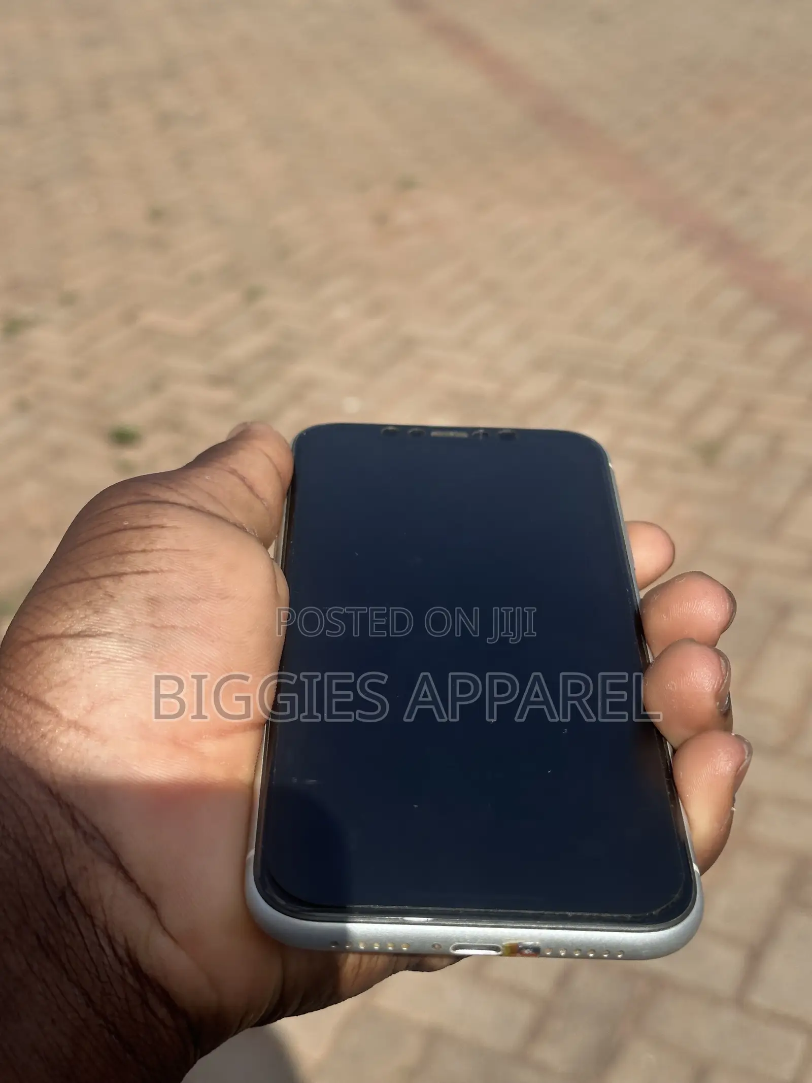 Apple iPhone XR 64 GB White