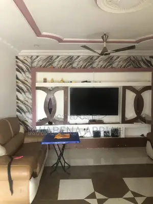 5bdrm House in Mark Estate At, Kumasi Metropolitan for sale