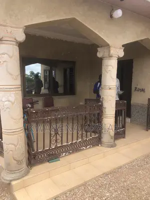 5bdrm House in Mark Estate At, Kumasi Metropolitan for sale