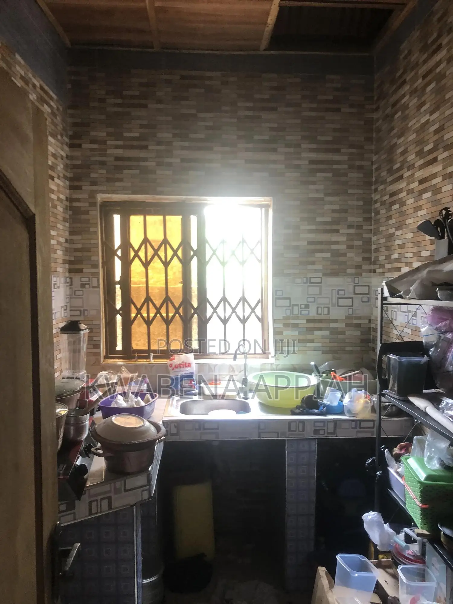 5bdrm House in Mark Estate At, Kumasi Metropolitan for sale