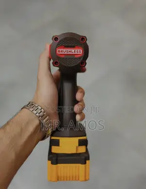 550Nm Cordless BL Impact Wrench With 2x 4.0Ah Batteries - CIWLI2055
