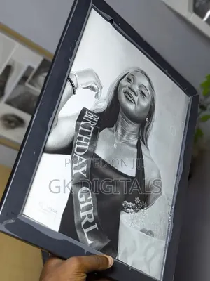 Hand-Drawn Portrait From Your Photo – Birthdays, Gifts & Memorials