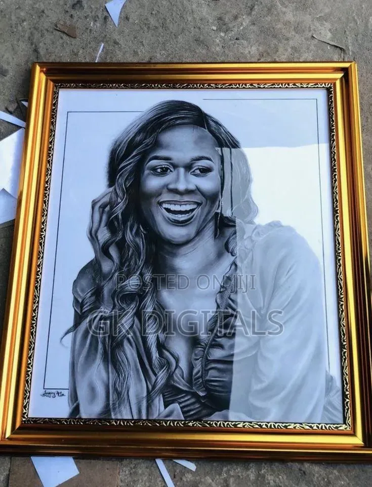Hand-Drawn Portrait From Your Photo – Birthdays, Gifts & Memorials