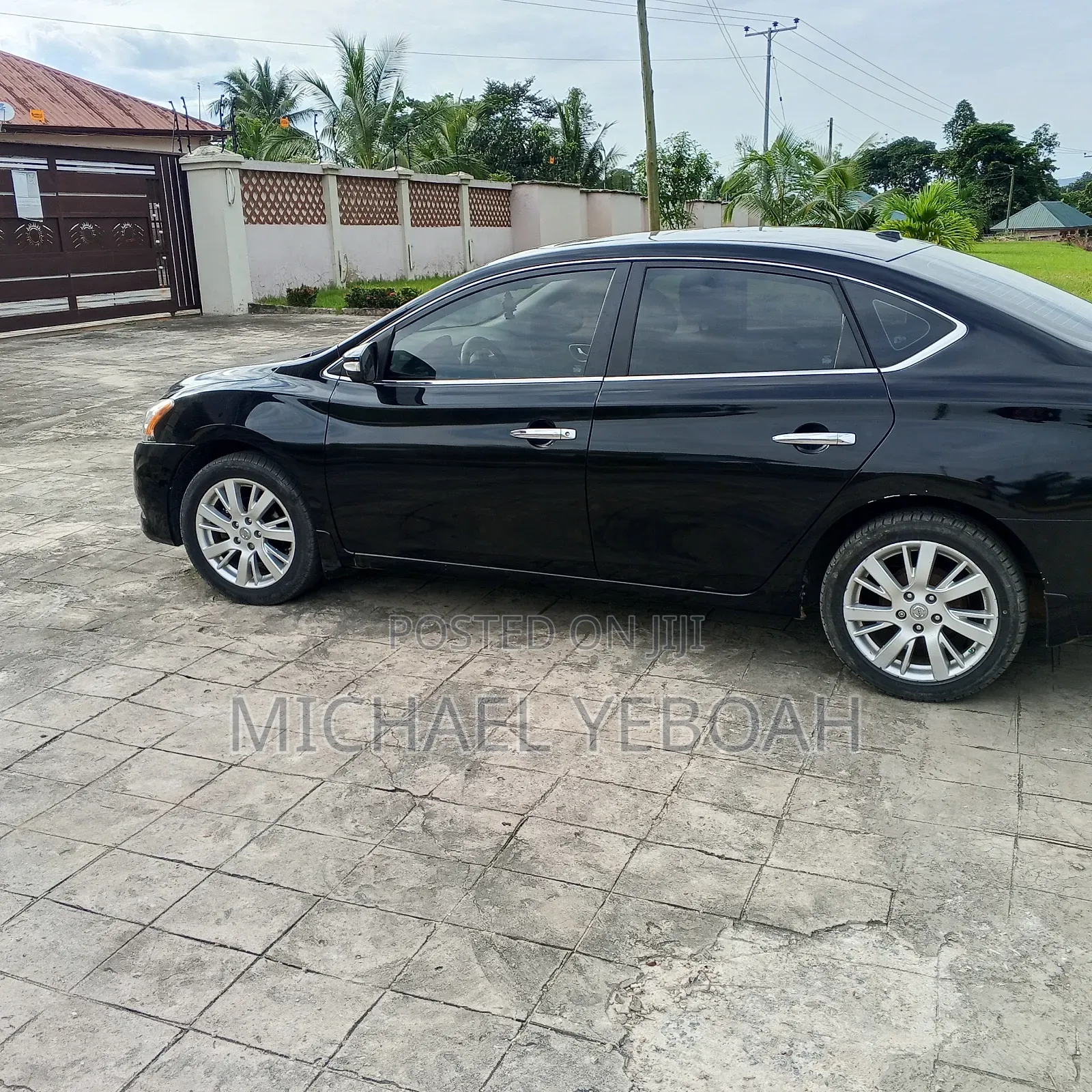 Nissan Sentra 2013 Black