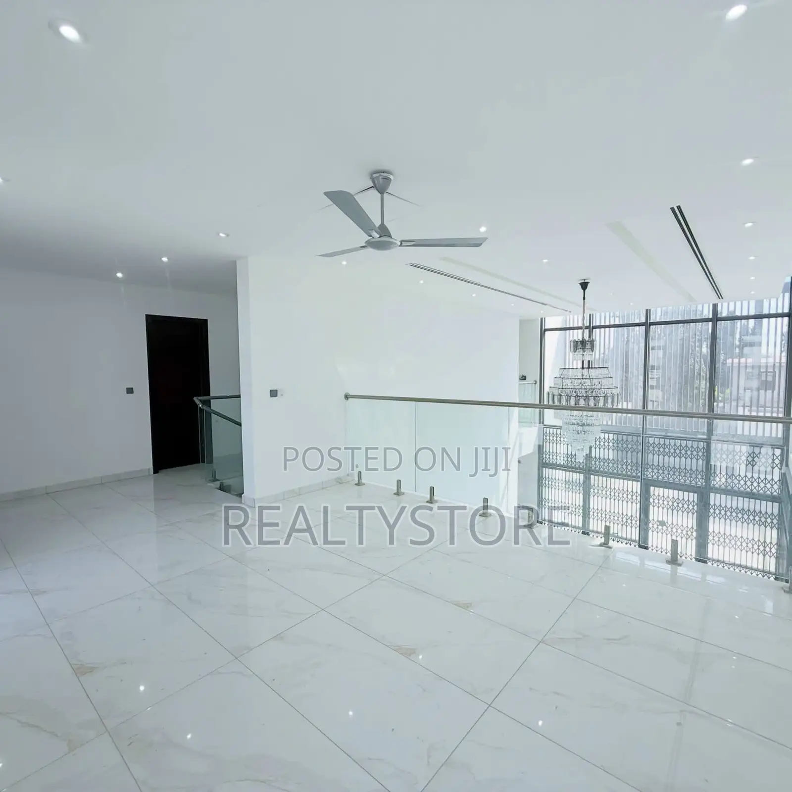 4bdrm House in Cantoment, Accra Metropolitan for rent