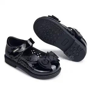 Conoli Glossy Bow Mary Jane Shoes for Girls-Black