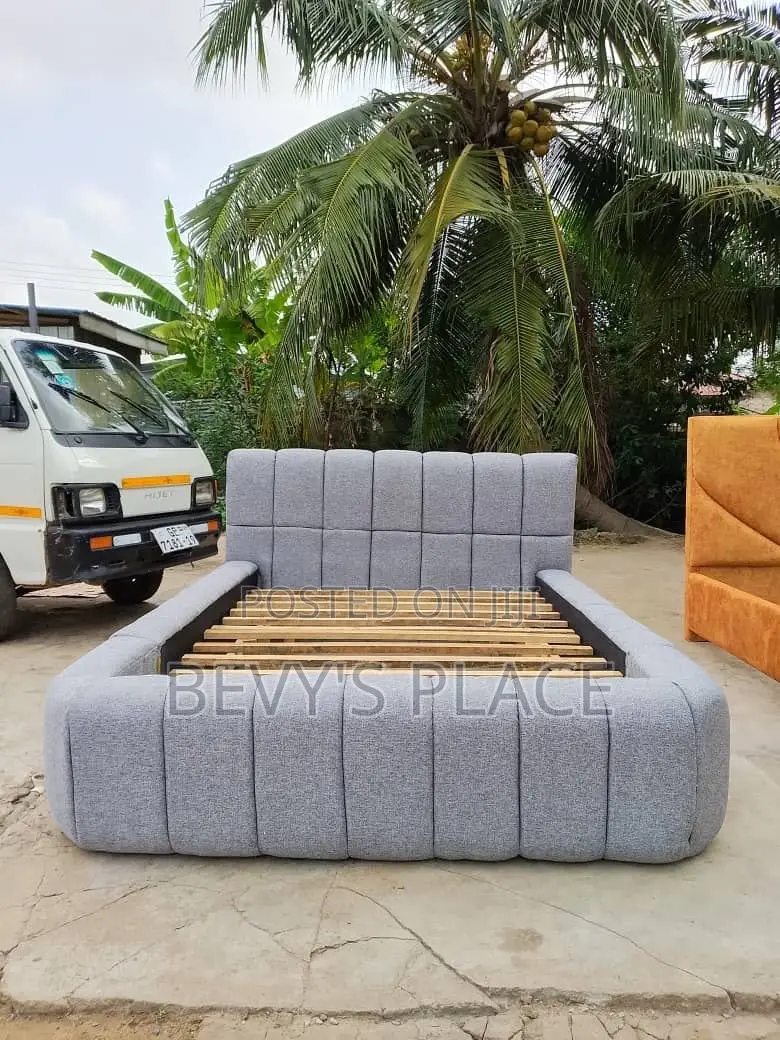 Bubble Bedframe King Size