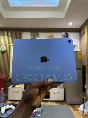 New Apple iPad (2025) 128 GB Blue
