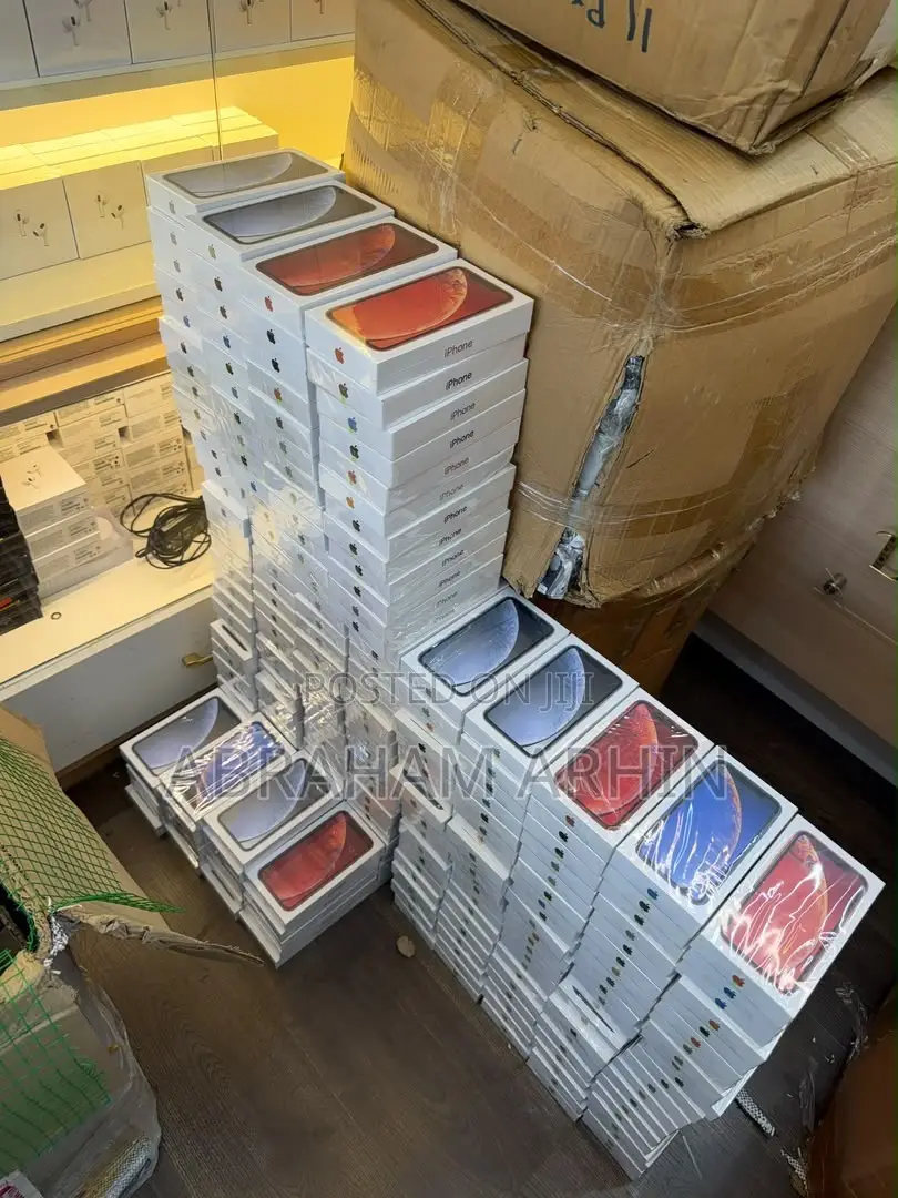 New Apple iPhone 13 256 GB Gray