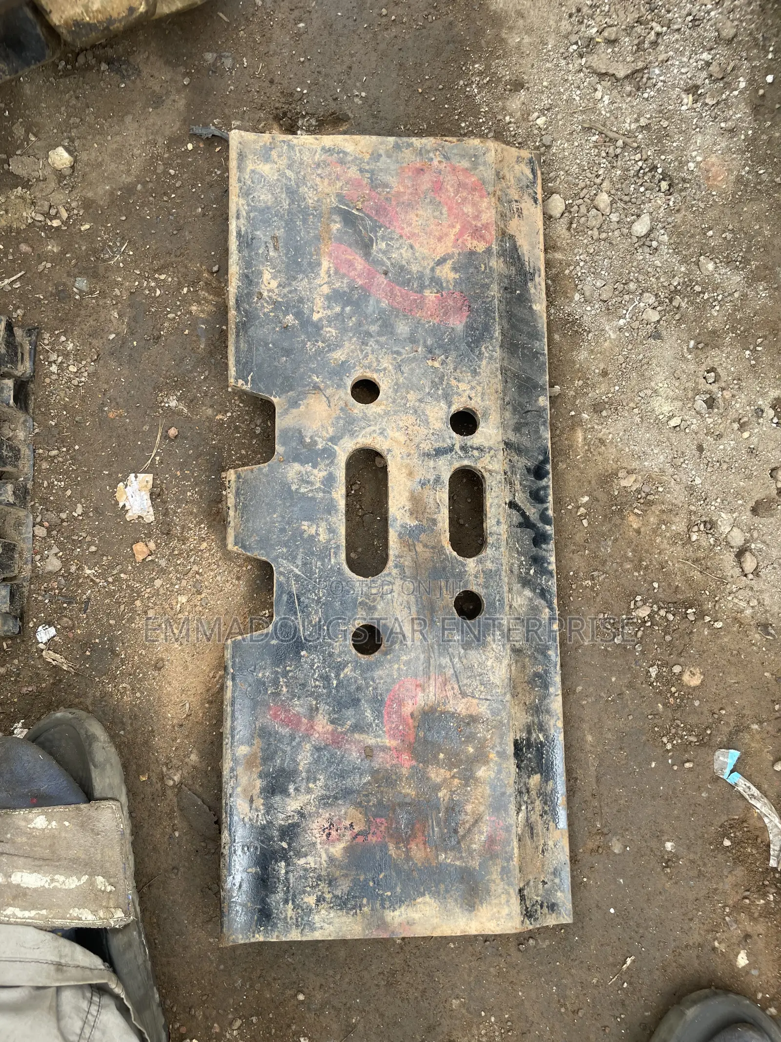 CAT 320 330 Track Shoe
